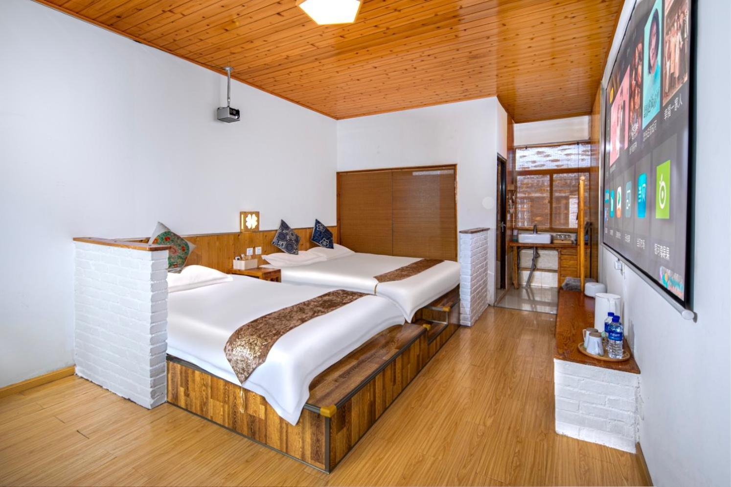 Dali Buxianshan Boutique Guesthouse-In Dali Ancient City,Near Three Pag Odas And Erhai Lake,Provide Tour Guide Service And Local Experience Eksteriør billede